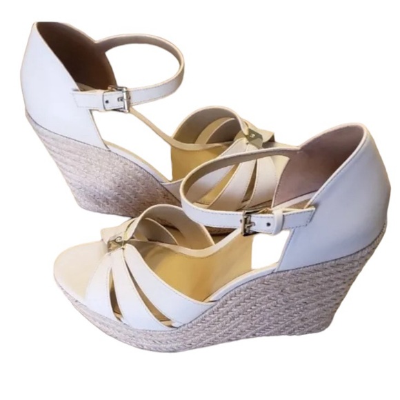 MICHAEL KORS ESPADRILLE WEDGE SANDAL VERY GENTLY USED ONLY ONE TIME SEE PICS - Picture 2 of 7